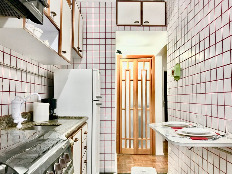 Centro de SV Frente praia com Garagem e Wi-Fi