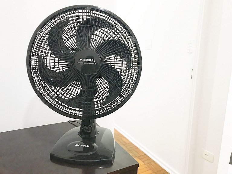 Centro de SV Frente praia com Garagem e Wi-Fi