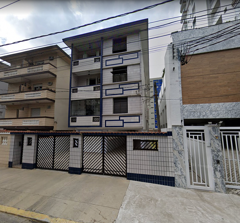 Canal 5 Embaré a 500 m da Praia