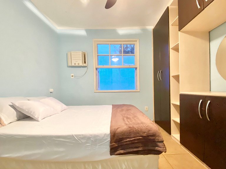 Canal 5 Embaré a 500 m da Praia