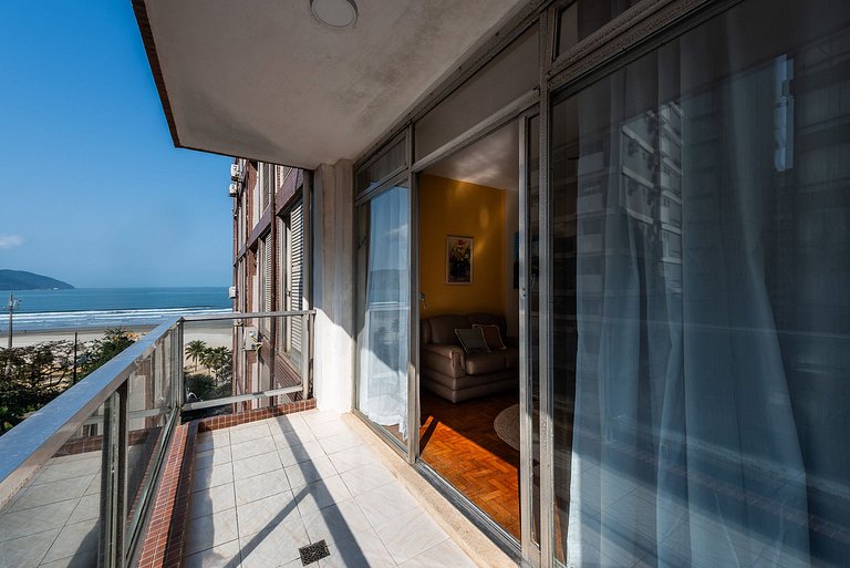 Vista Mar Gonzaga com Wi-Fi e Enxoval