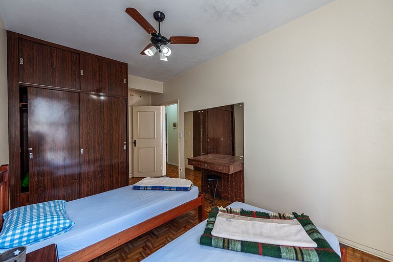 Vista Mar Gonzaga com Wi-Fi e Enxoval