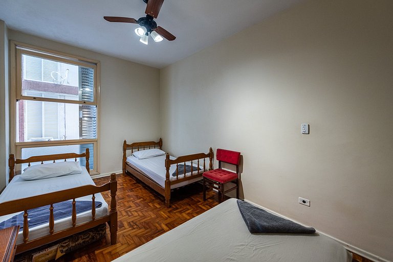 Vista Mar Gonzaga com Wi-Fi e Enxoval