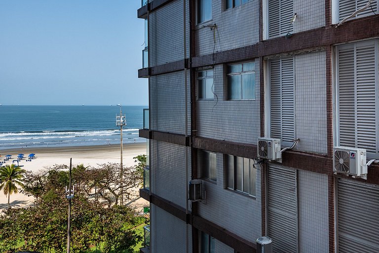 Vista Mar Gonzaga com Wi-Fi e Enxoval