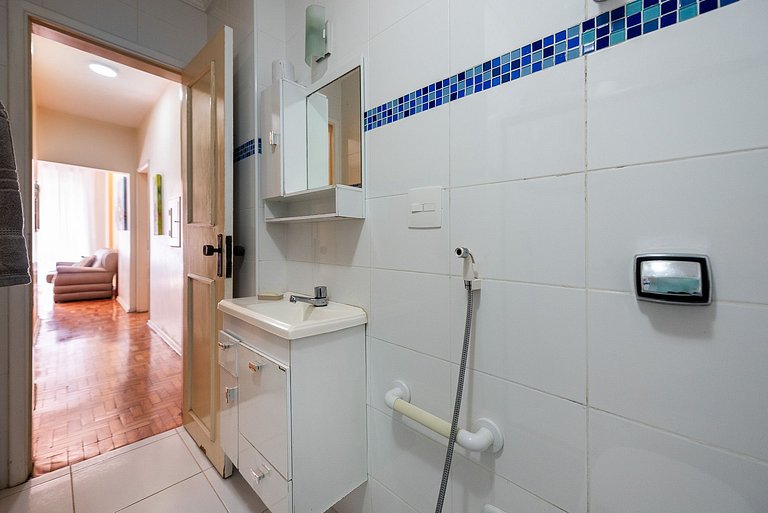 Vista Mar Gonzaga com Wi-Fi e Enxoval