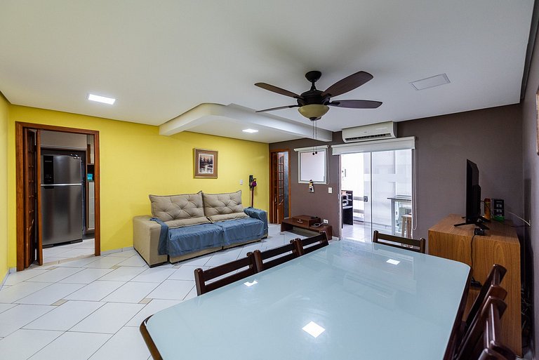 Encantador com Ar Garagem Piscina Wi-Fi