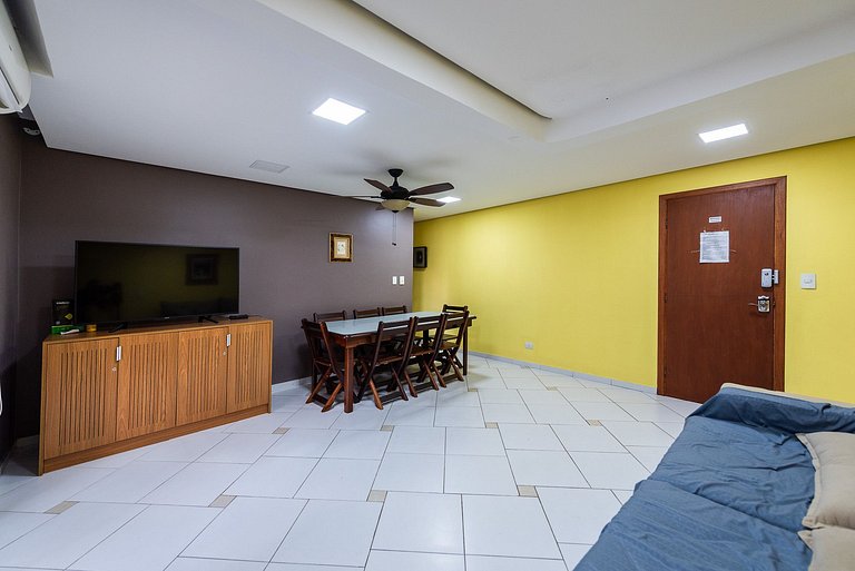 Encantador com Ar Garagem Piscina Wi-Fi