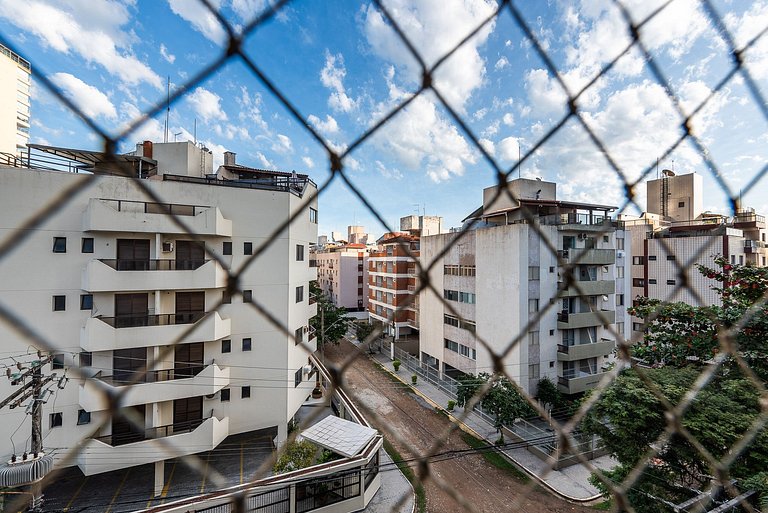 Encantador com Ar Garagem Piscina Wi-Fi