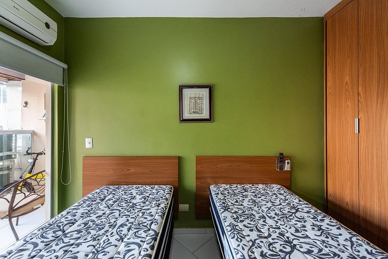 Encantador com Ar Garagem Piscina Wi-Fi