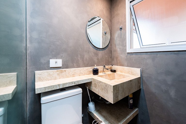 Encantador com Ar Garagem Piscina Wi-Fi