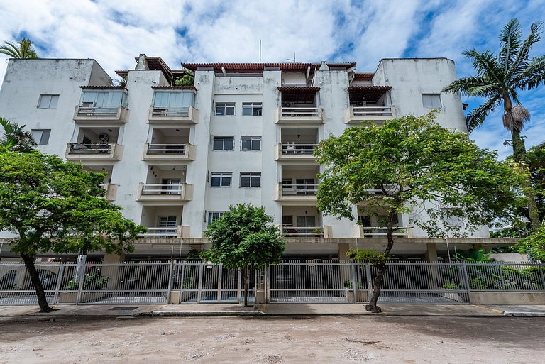 Refúgio Moderno no Parque Enseada | Guarujá GTR