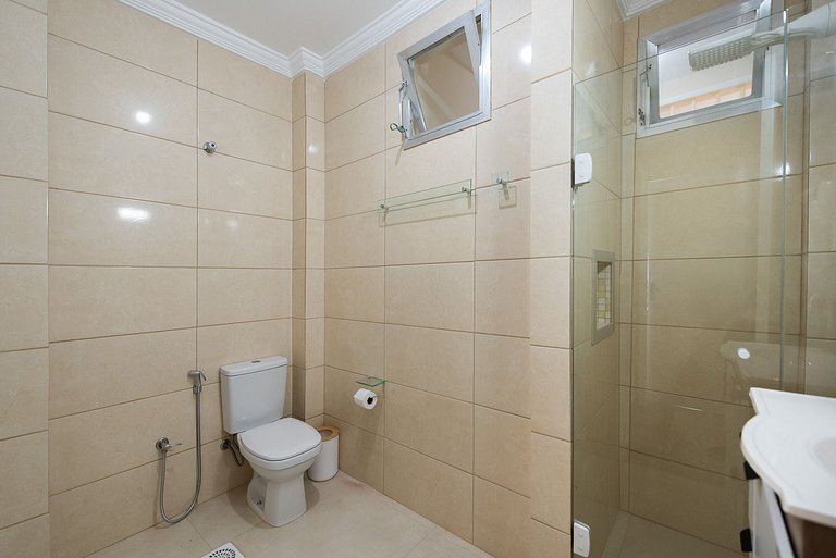 Apartamento Beira-Mar em Pitangueiras/ Guarujá GPG