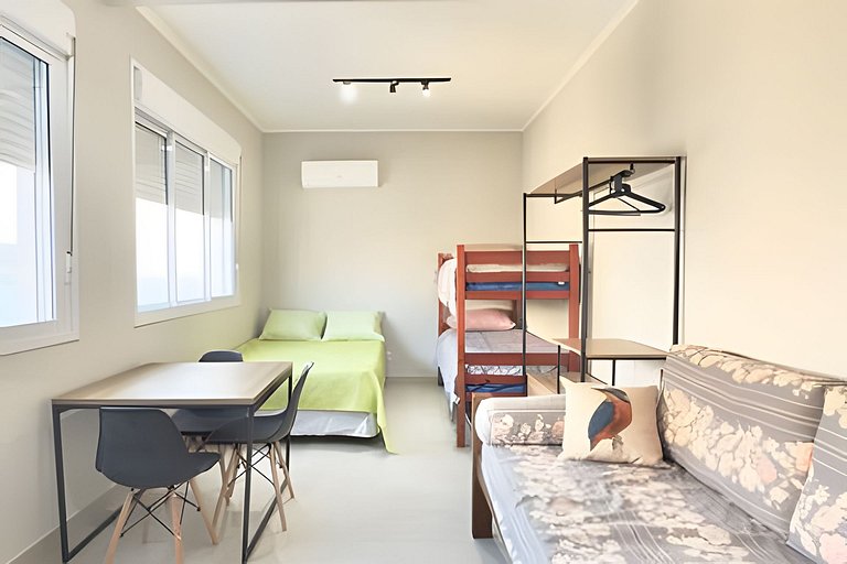 Vista Mar Garagem e Wi-Fi no Embaré SEVA
