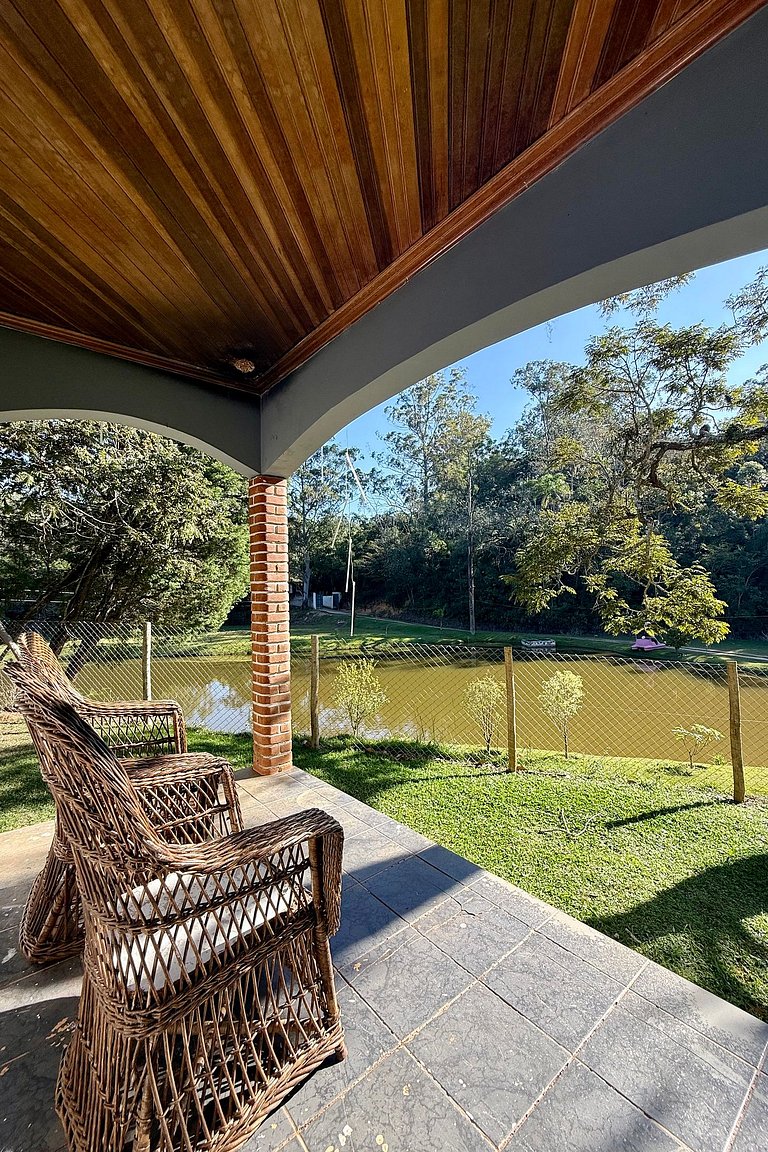Mairinque | Piscina, Pedalinho Tirolesa Wi-Fi MF