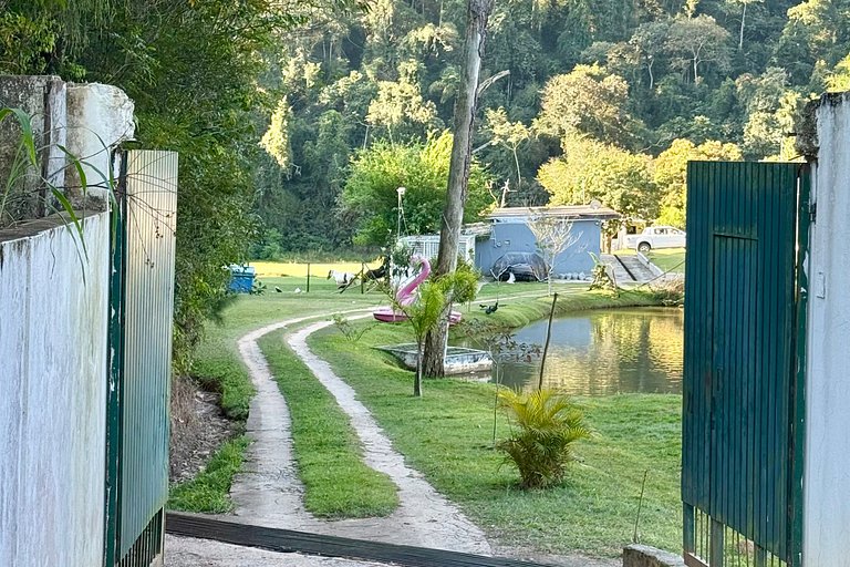 Mairinque | Piscina, Pedalinho Tirolesa Wi-Fi MF