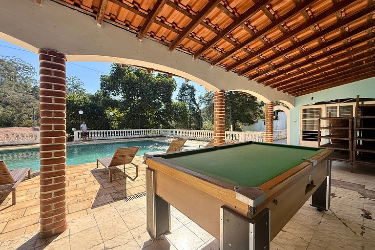 Mairinque | Piscina, Pedalinho Tirolesa Wi-Fi MF