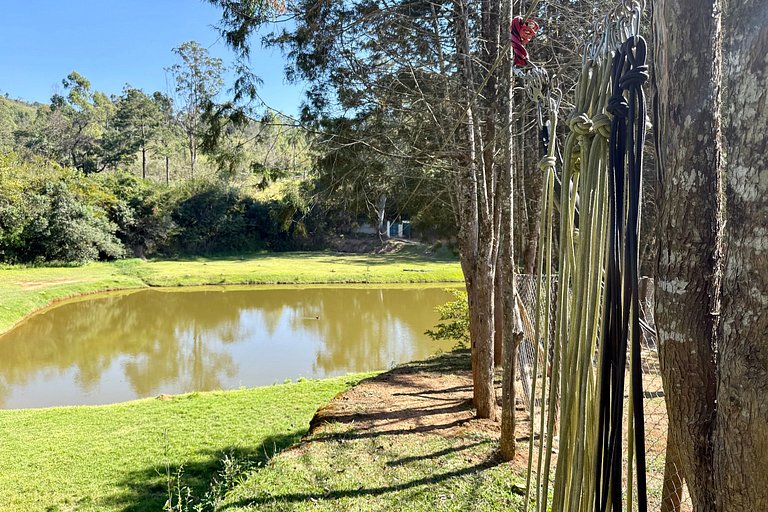 Mairinque | Piscina, Pedalinho Tirolesa Wi-Fi MF