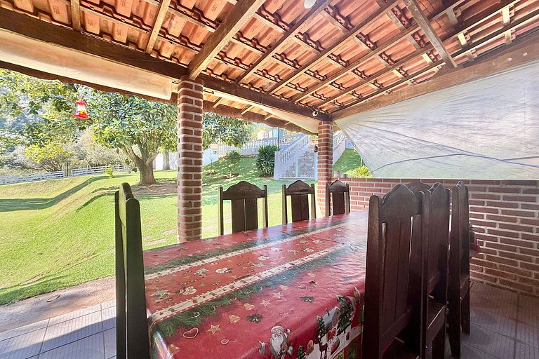 Mairinque | Piscina, Pedalinho Tirolesa Wi-Fi MF
