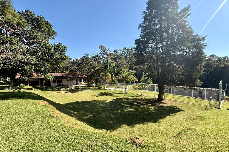 Mairinque | Piscina, Pedalinho Tirolesa Wi-Fi MF