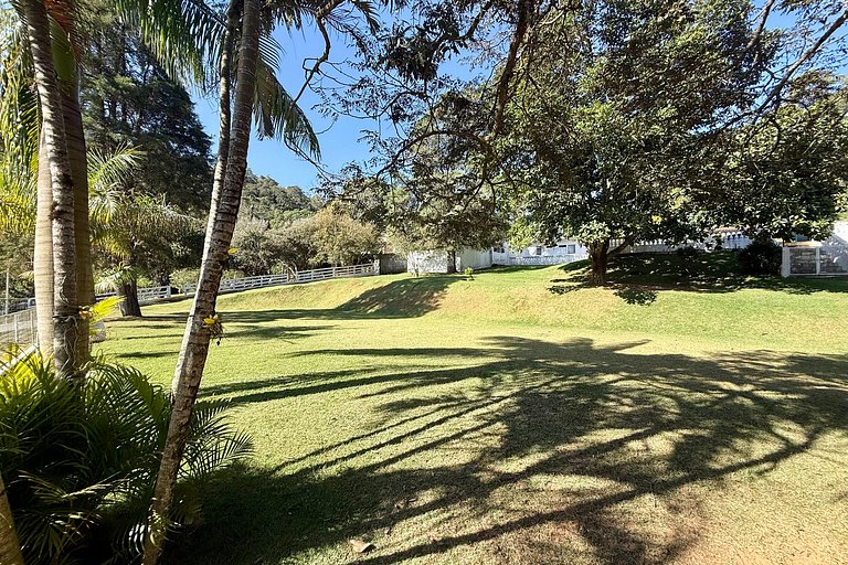 Mairinque | Piscina, Pedalinho Tirolesa Wi-Fi MF