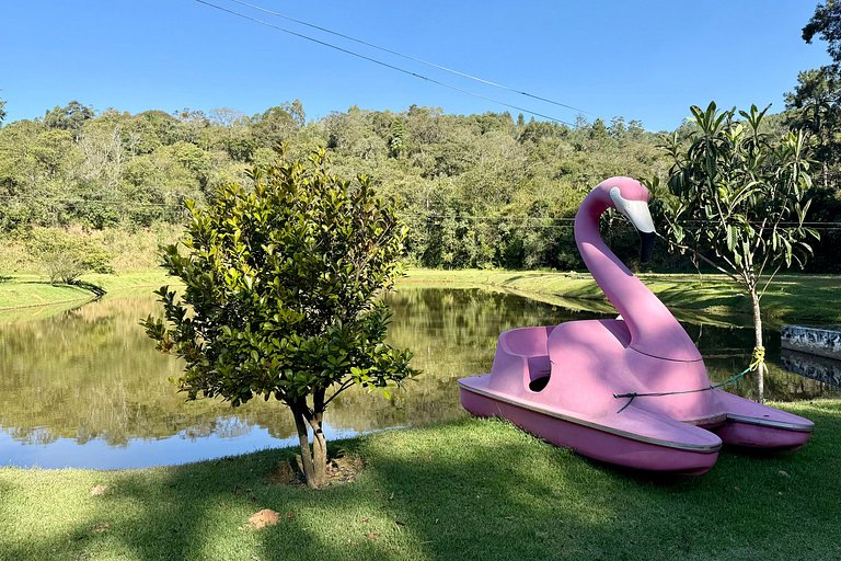 Mairinque | Piscina, Pedalinho Tirolesa Wi-Fi MF