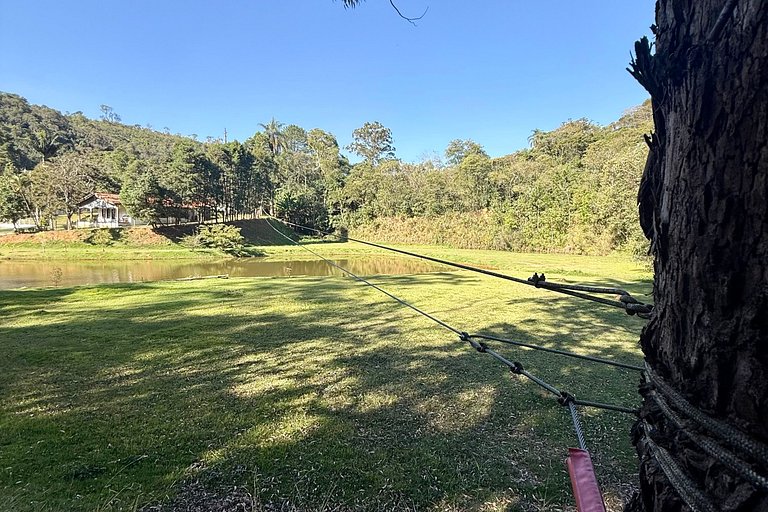 Mairinque | Piscina, Pedalinho Tirolesa Wi-Fi MF