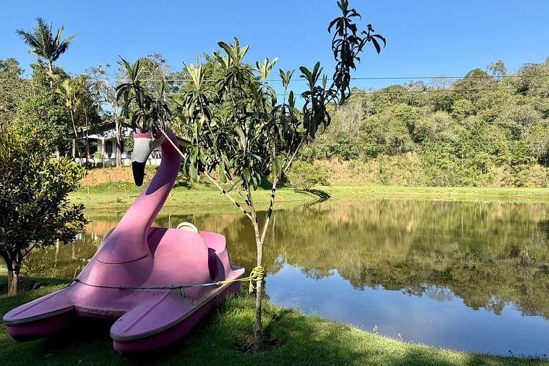 Mairinque | Piscina, Pedalinho Tirolesa Wi-Fi MF